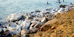 Мертвое море продолжает мелеть